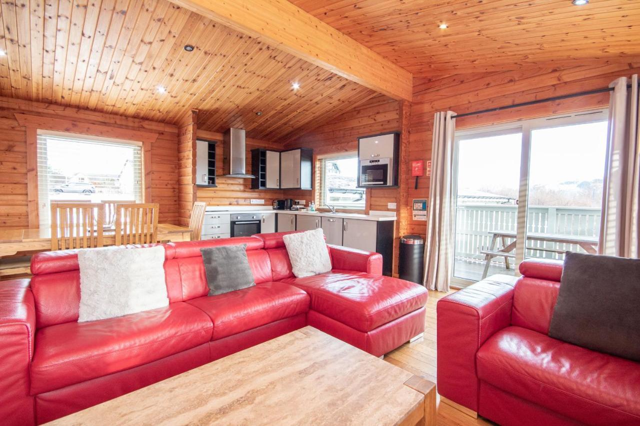 Aviemore Lodges Екстер'єр фото